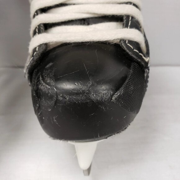 (35315-2) Itech Skates - Size 9 Youth - Picture 3 of 6